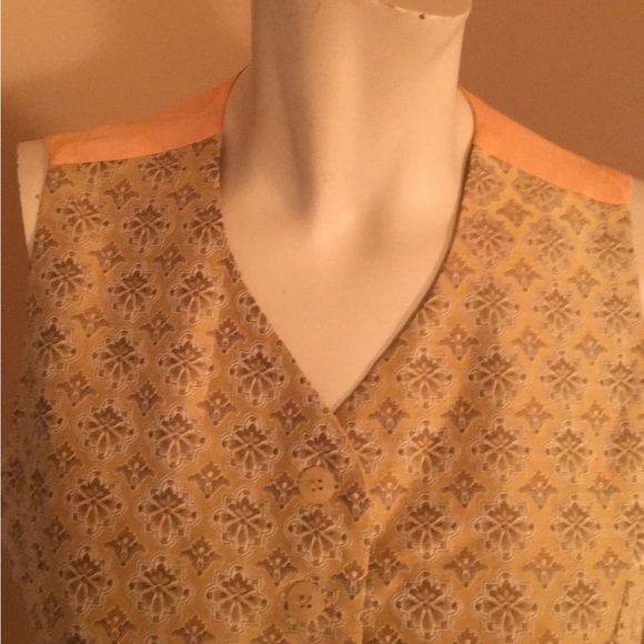 Saks Fifth Avenue silk vest - Picture 2 of 12